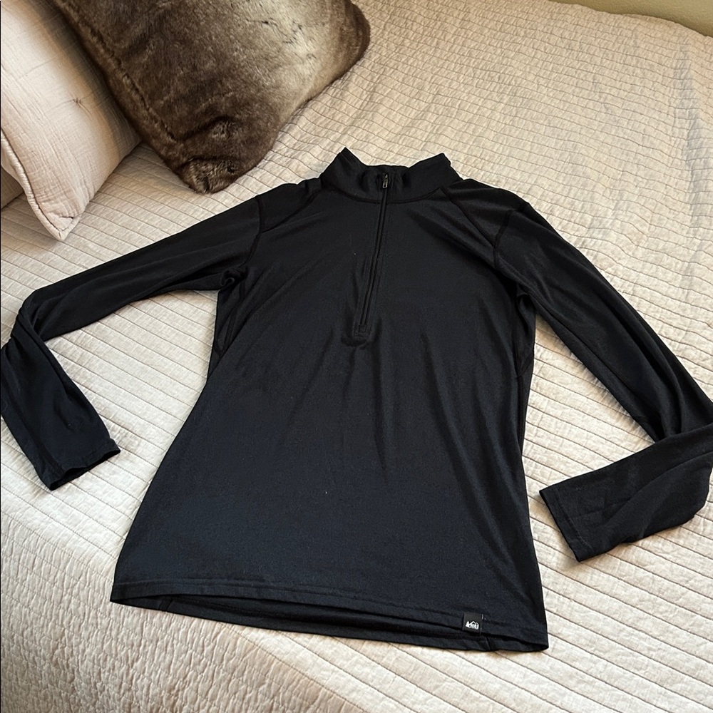REI co-op men’s medium tall, dark charcoal, quarter zip, mock neck pullover